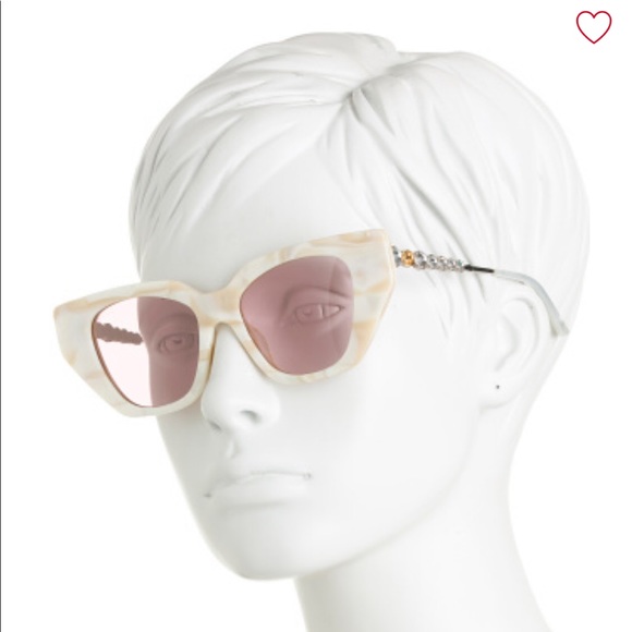 GUCCI • COMING SOON • Sunglasses in Tortoise Shell/Silver - Picture 3 of 3
